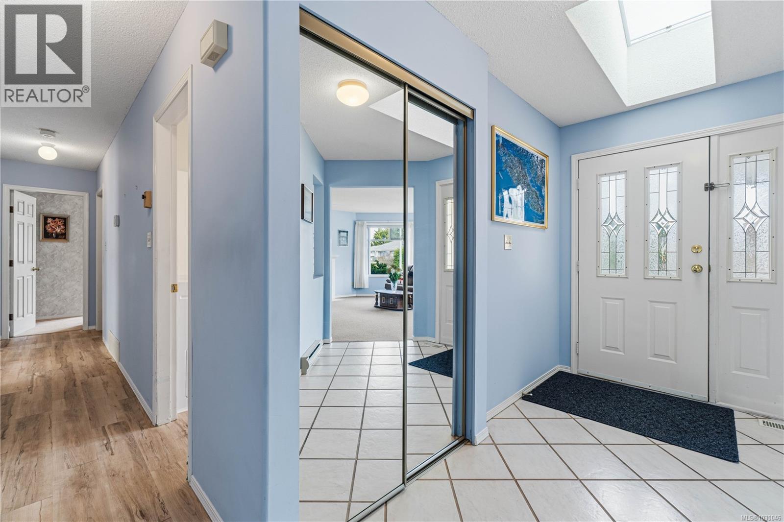 5351 FILLINGER CRES - 19