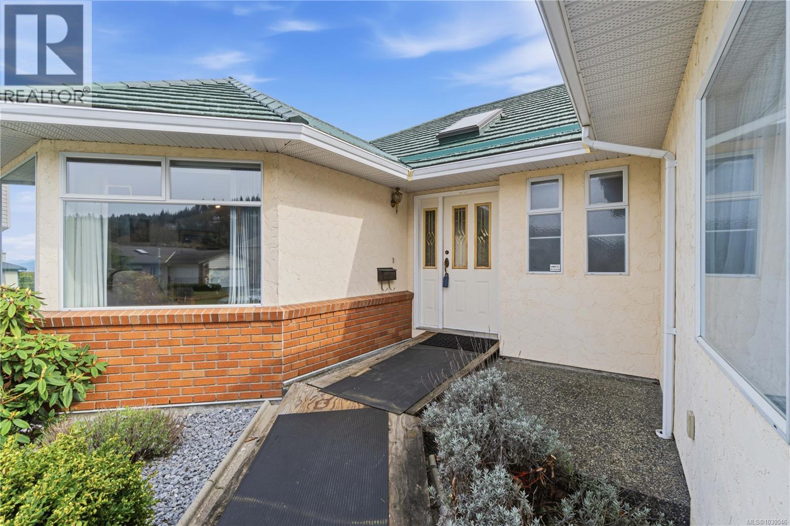 5351 FILLINGER CRES - 21