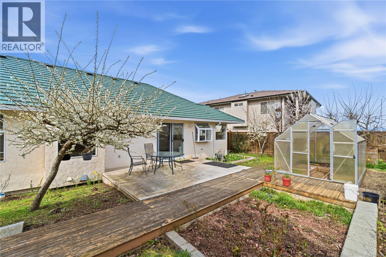 5351 FILLINGER CRES - 22