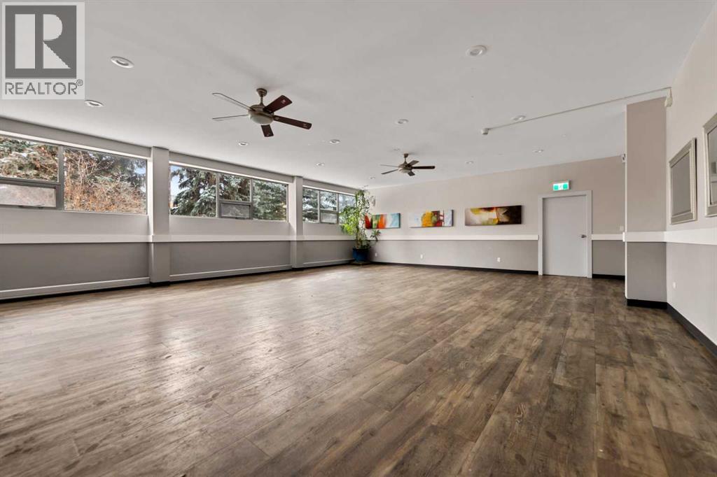 Single Family House for Sale in    Avenue NW Hounsfield Heights/Briar Hill Calgary 