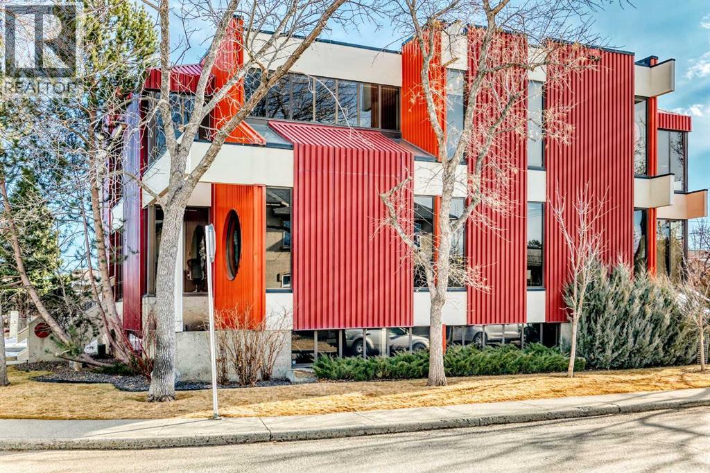 Business for Sale in    Avenue NW Hillhurst Calgary 