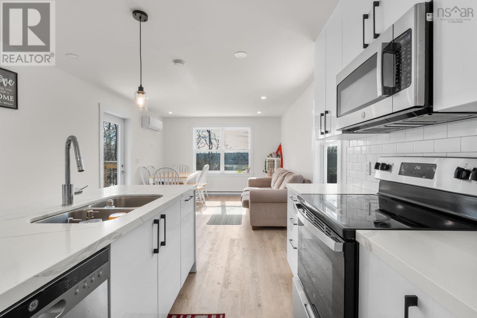 Property 21 of 33 of 13 Hilchie Road