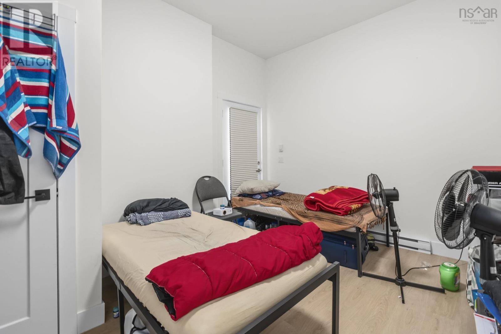 Property 4 of 33 of 13 Hilchie Road