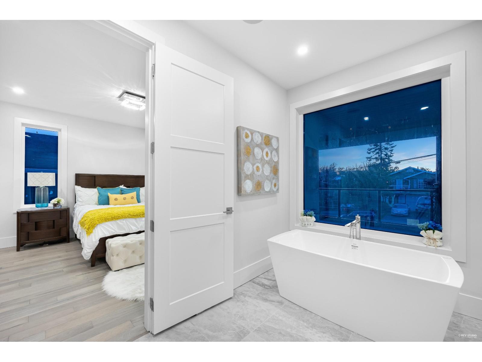 838 STEVENS STREET, White Rock