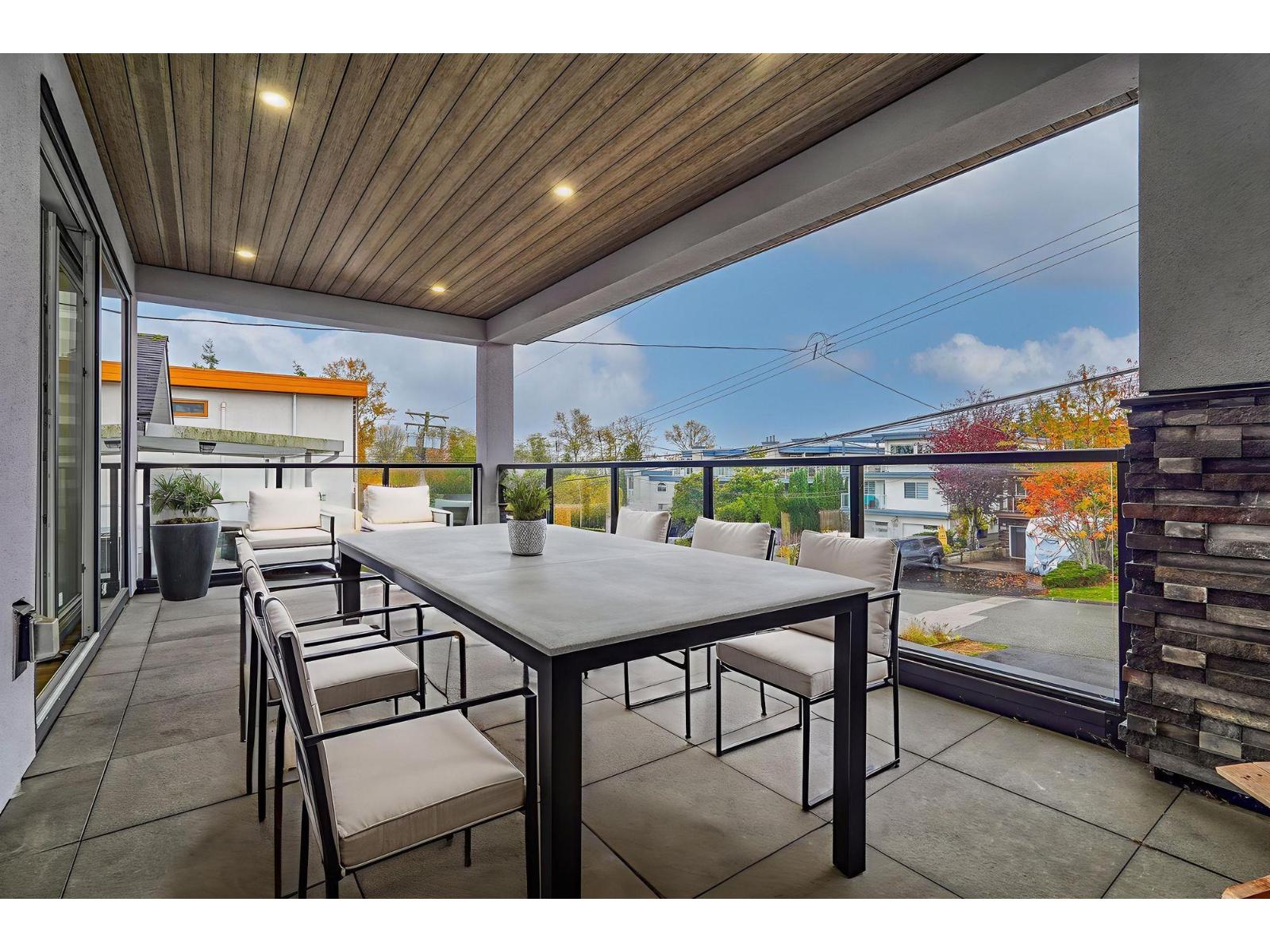 838 STEVENS STREET, White Rock