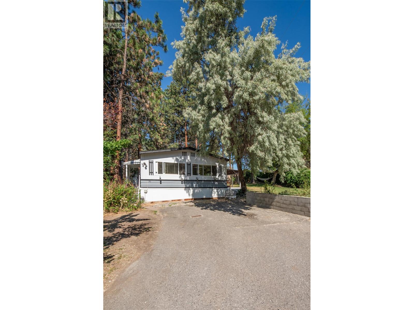 30 1860 Boucherie Road, Westbank