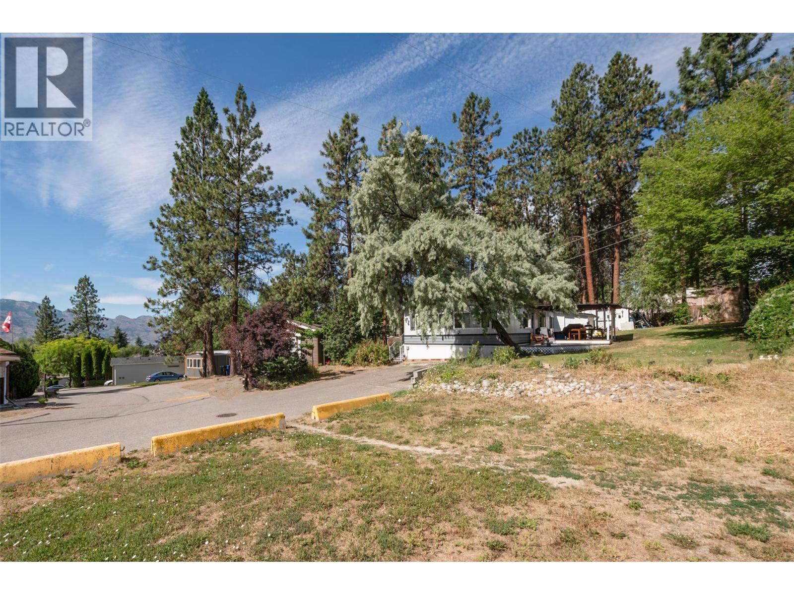 30 1860 Boucherie Road, Westbank