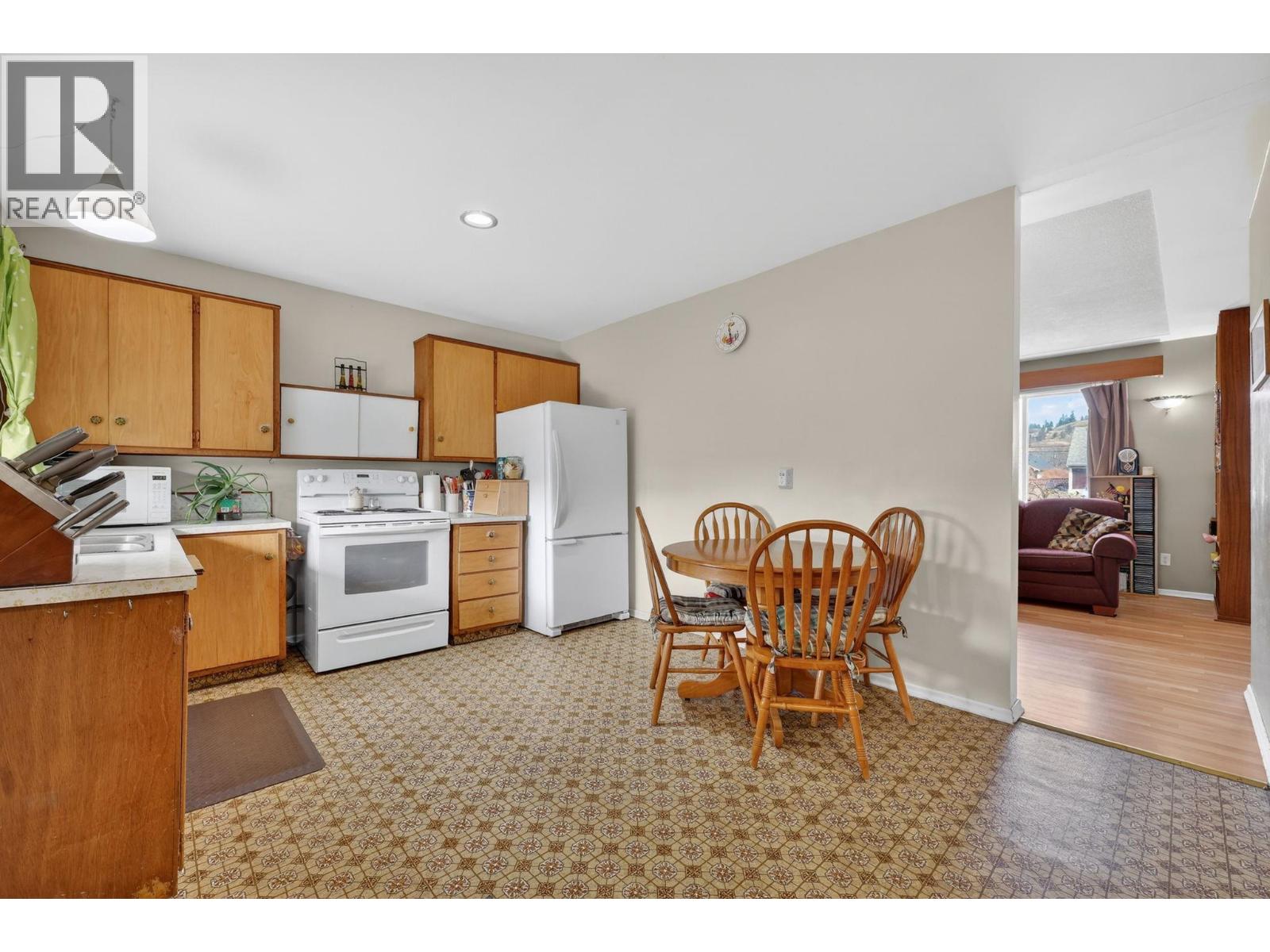 651 Bay Avenue, Kelowna