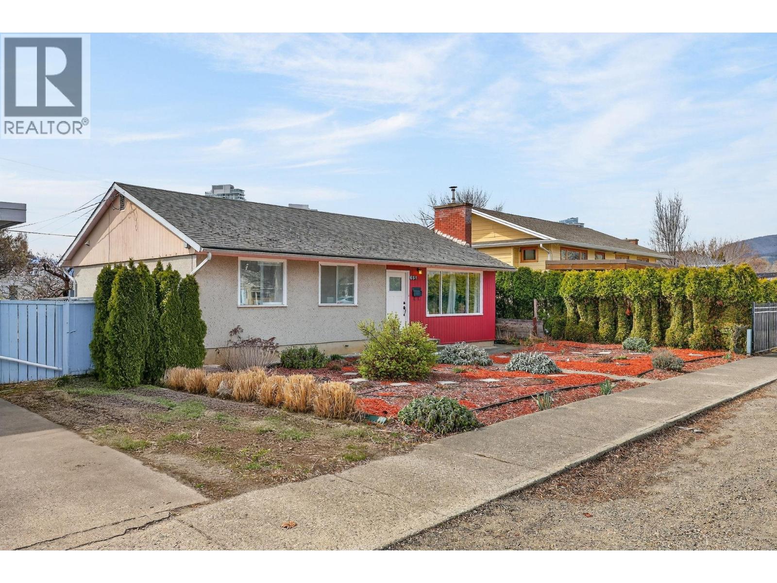 651 Bay Avenue, Kelowna