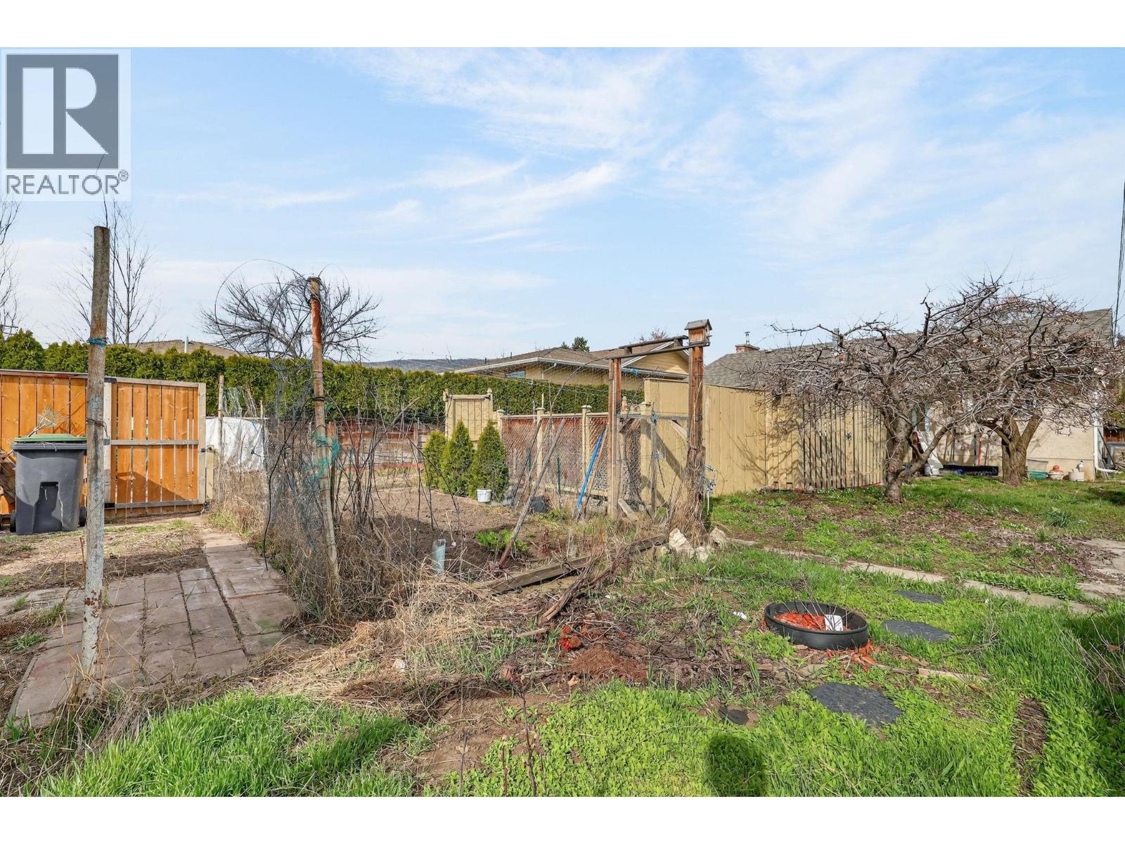 651 Bay Avenue, Kelowna