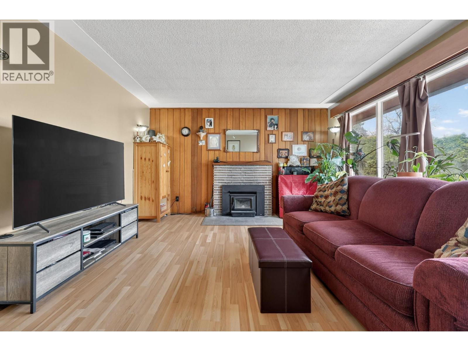 651 Bay Avenue, Kelowna