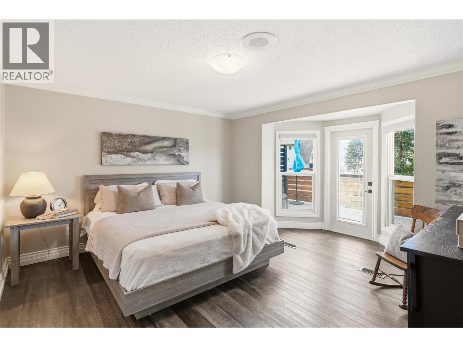  1130 Lynn Court, Kelowna