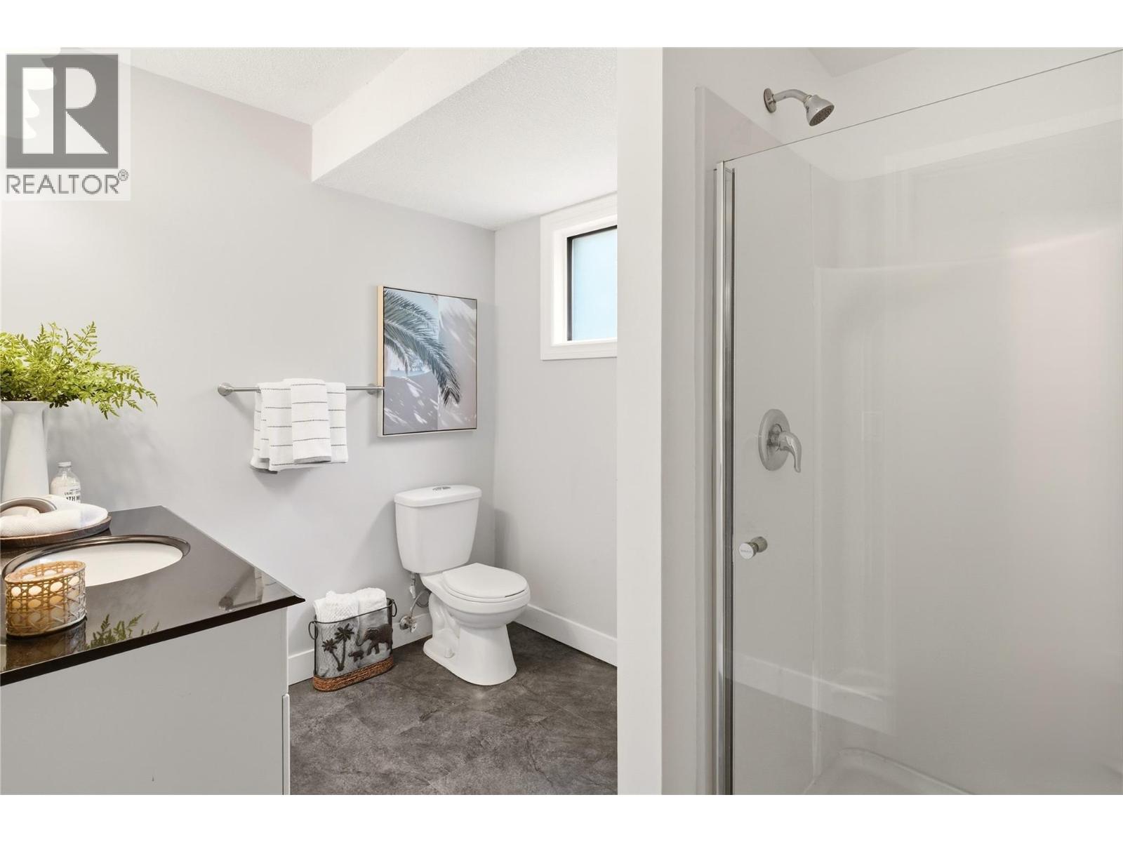  1130 Lynn Court, Kelowna