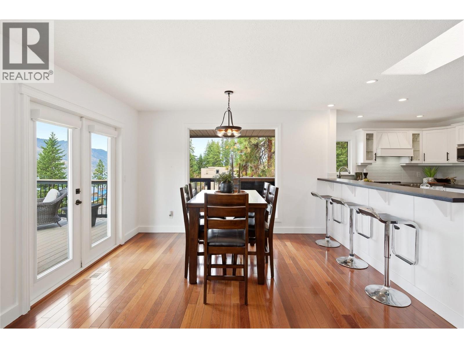  1130 Lynn Court, Kelowna