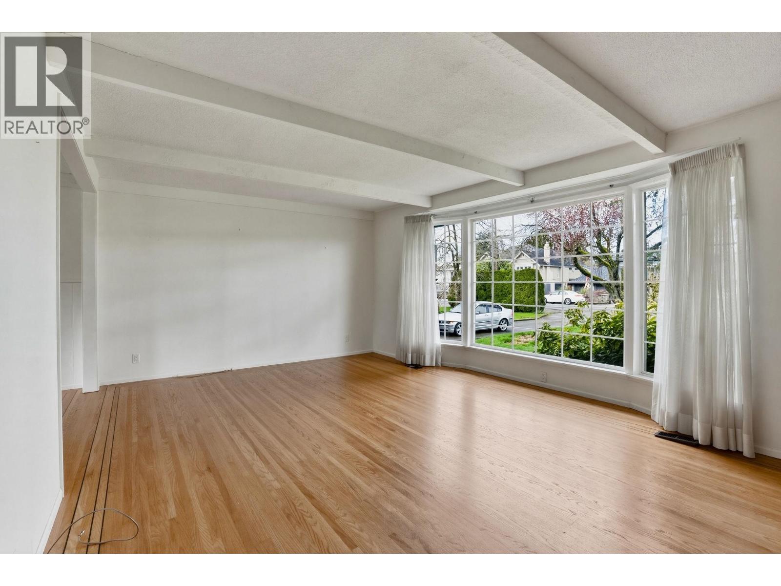 4952 FENTON DRIVE, Ladner