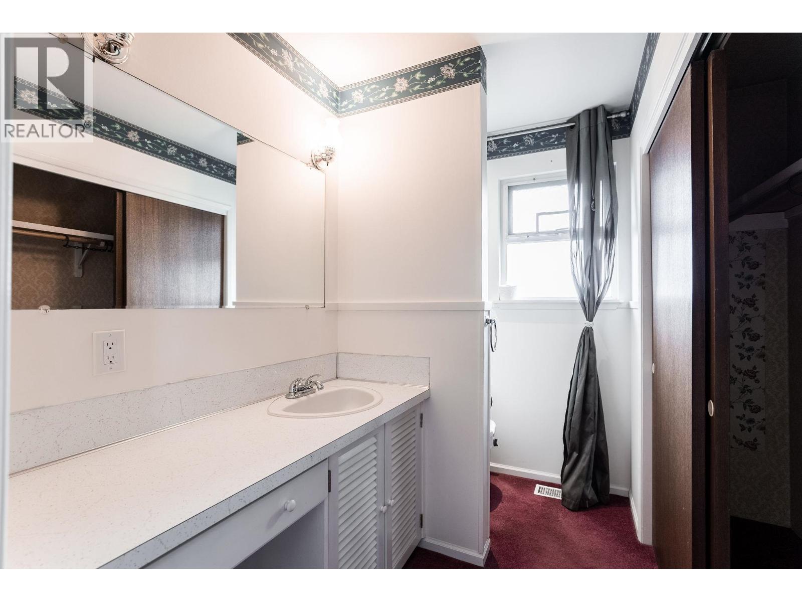 4952 FENTON DRIVE, Ladner