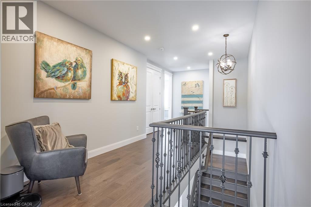 4 LOCKMAN DRIVE - 19
