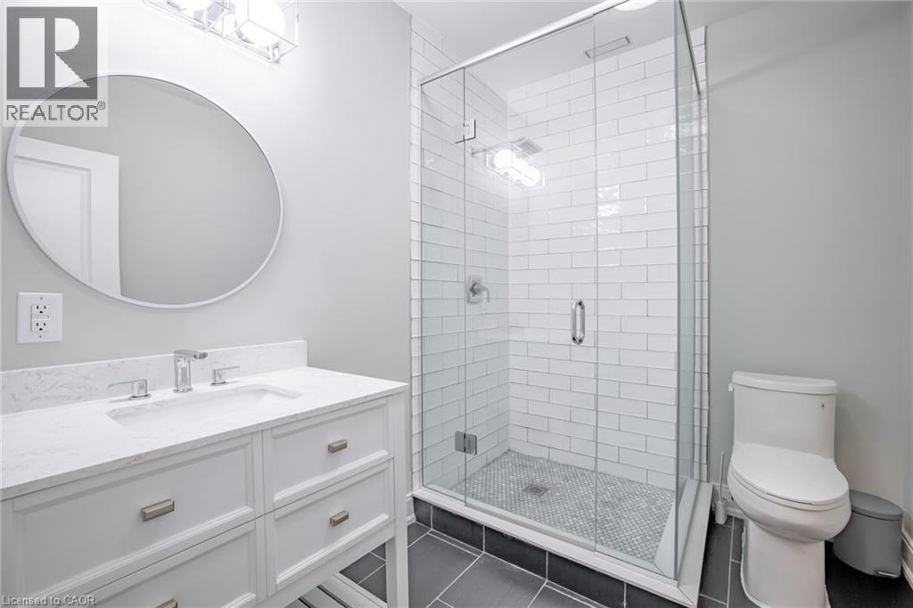 4 LOCKMAN DRIVE - 37