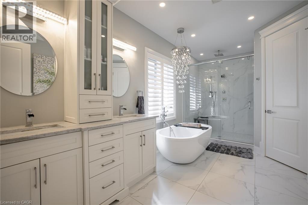 4 LOCKMAN DRIVE - 22