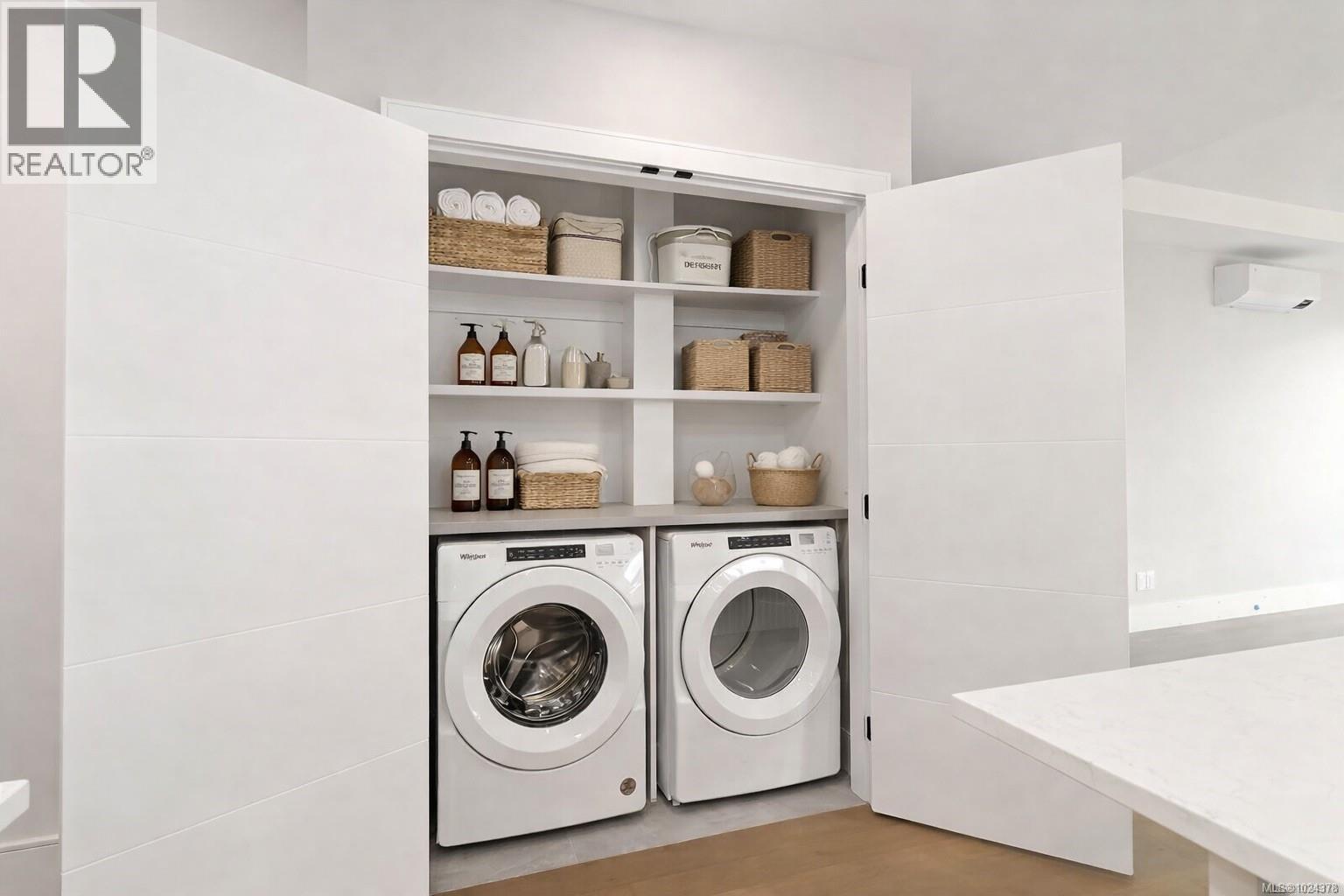 #306 990 DOUMAC AVE - 16