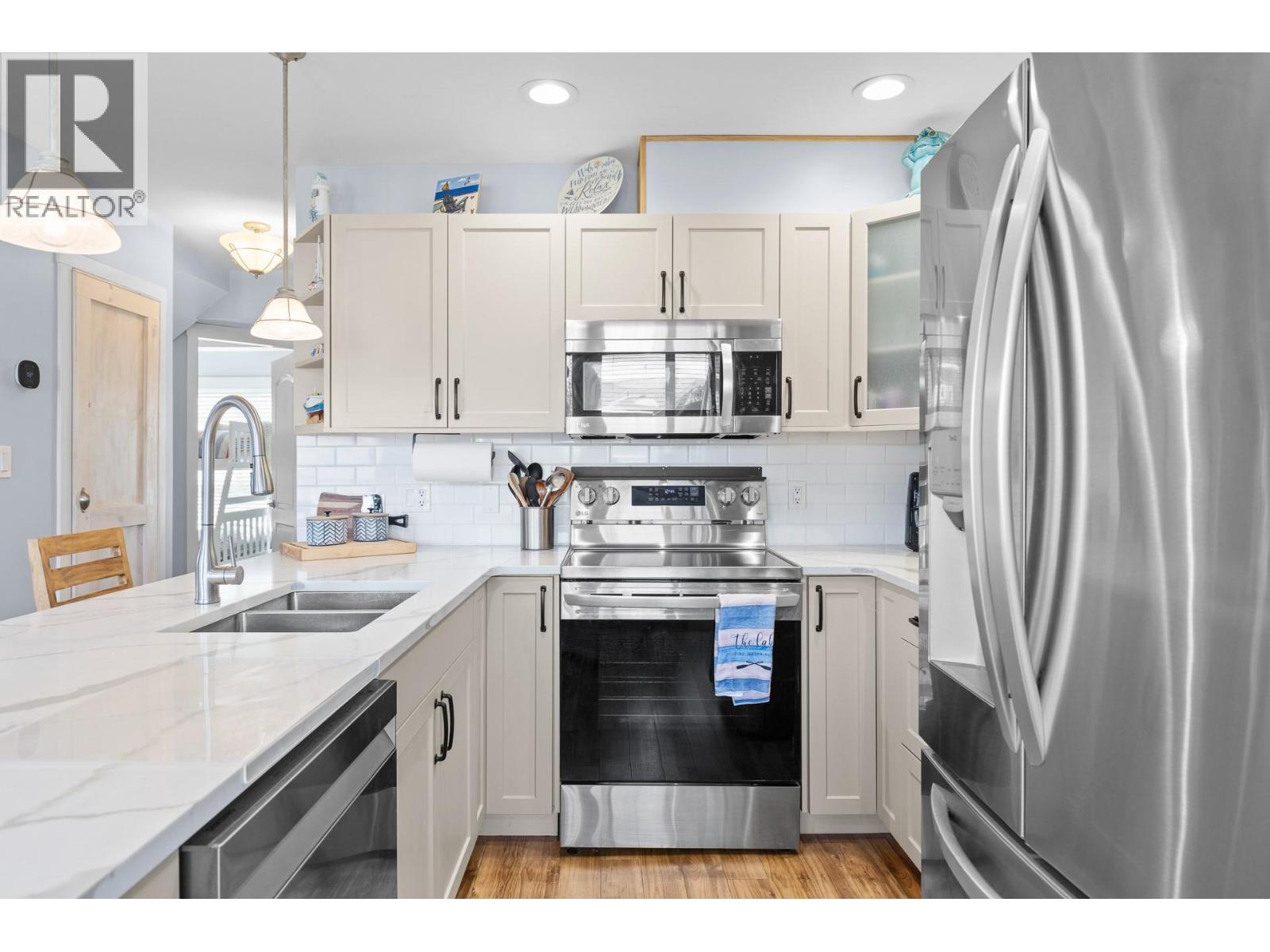 6844 Santiago Loop, Kelowna