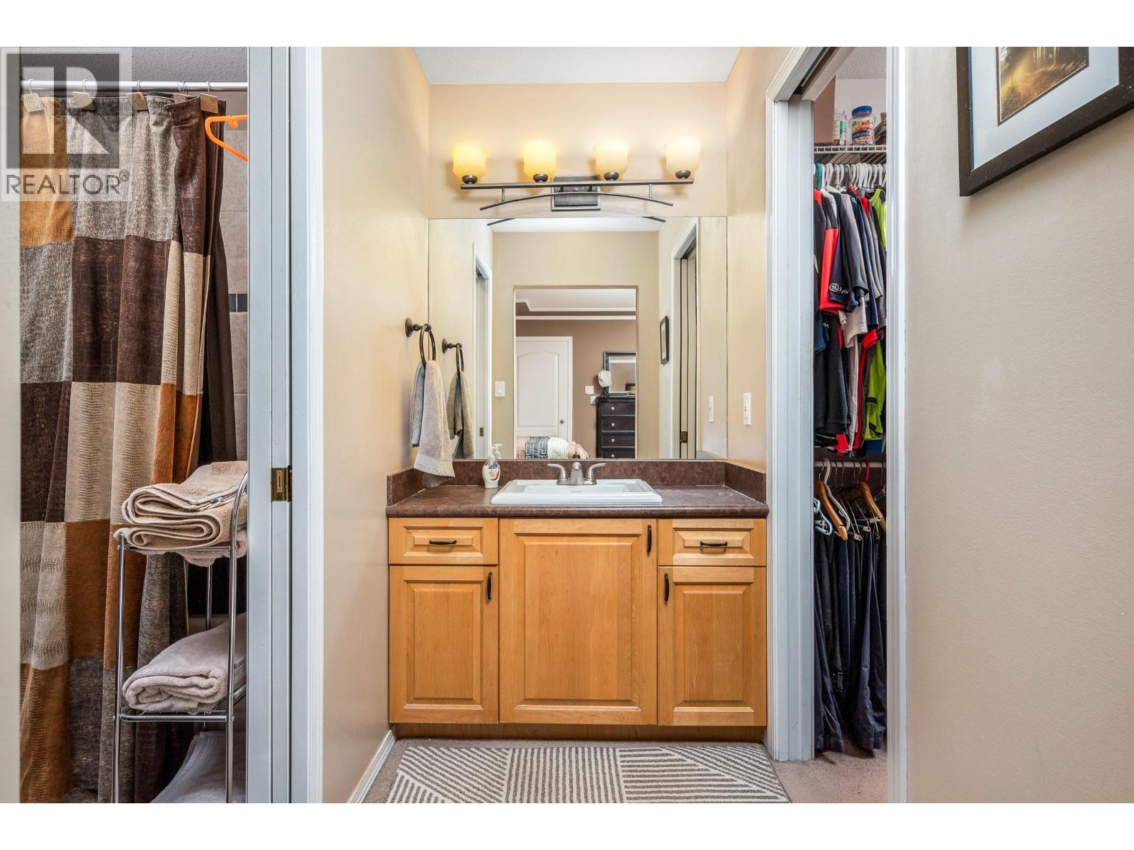 6845 Cameo Drive N, Vernon