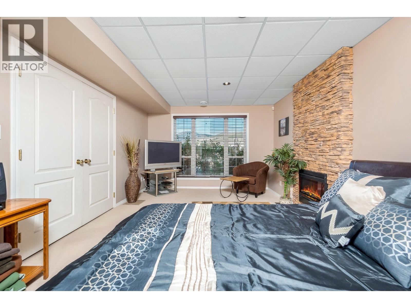 6845 Cameo Drive N, Vernon