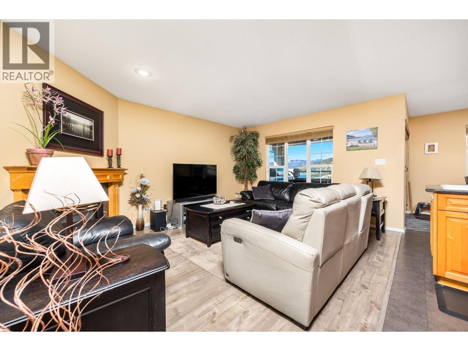 6845 Cameo Drive N, Vernon