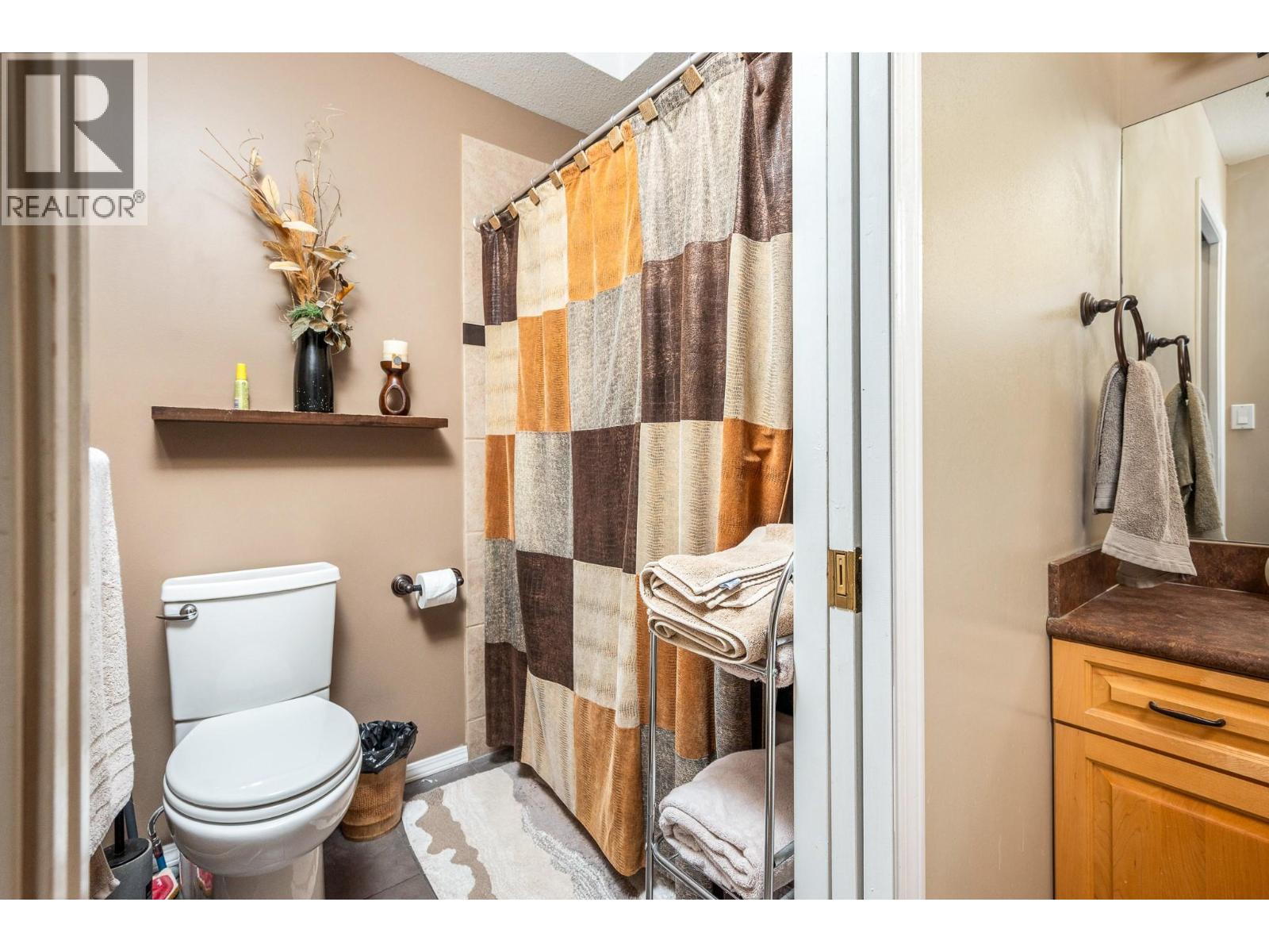 6845 Cameo Drive N, Vernon