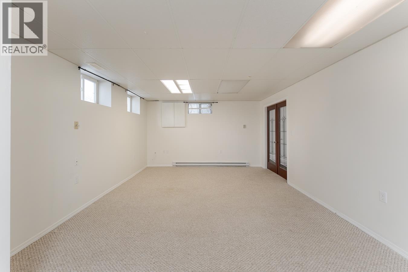 7104 HARTFORD CRESCENT - 24