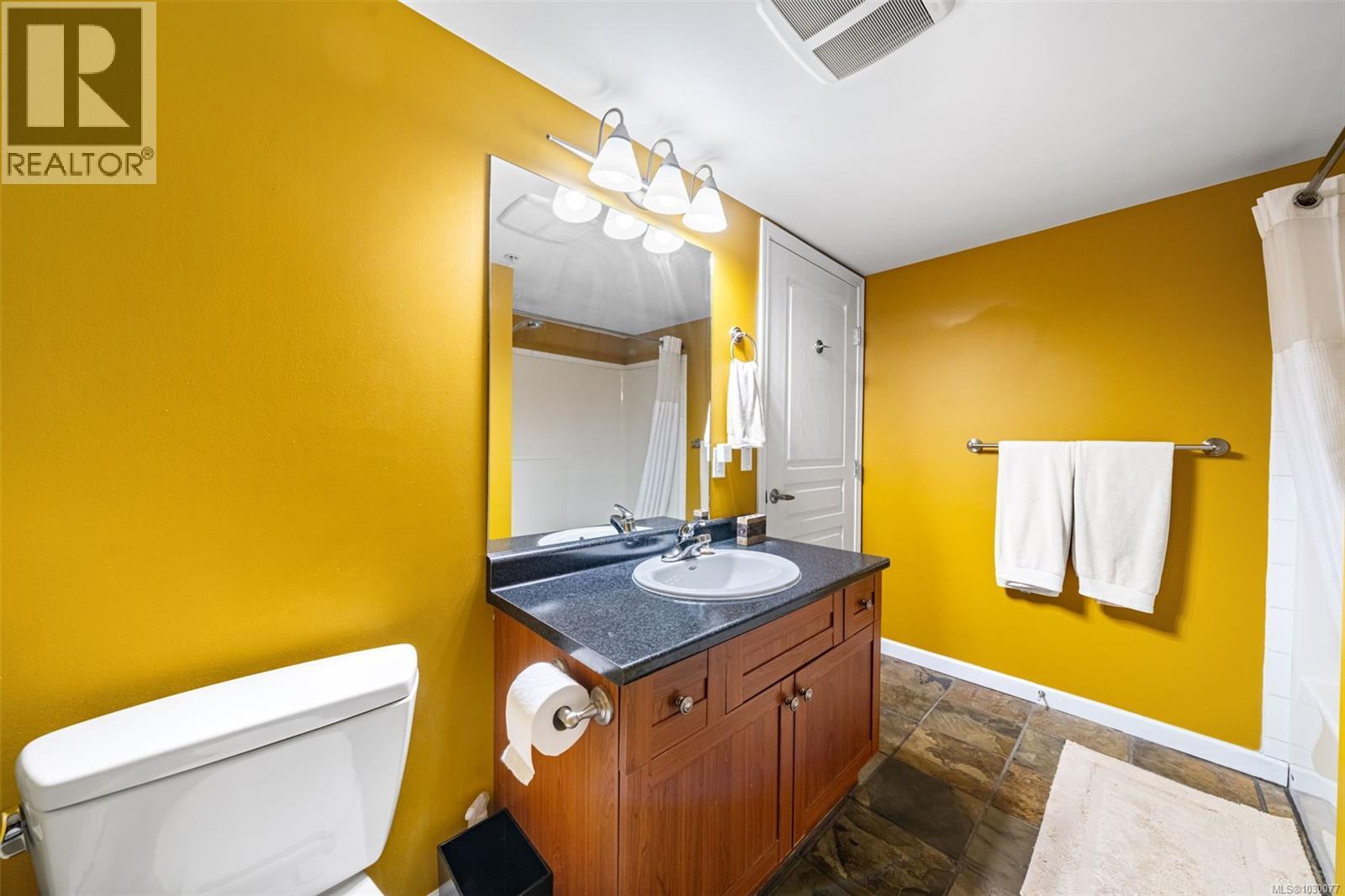 315 663 Goldstream Avenue, Langford