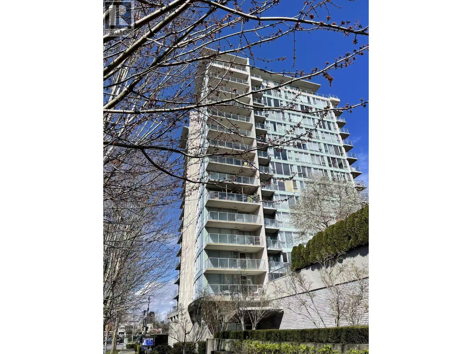 5028 KWANTLEN Street - main photo