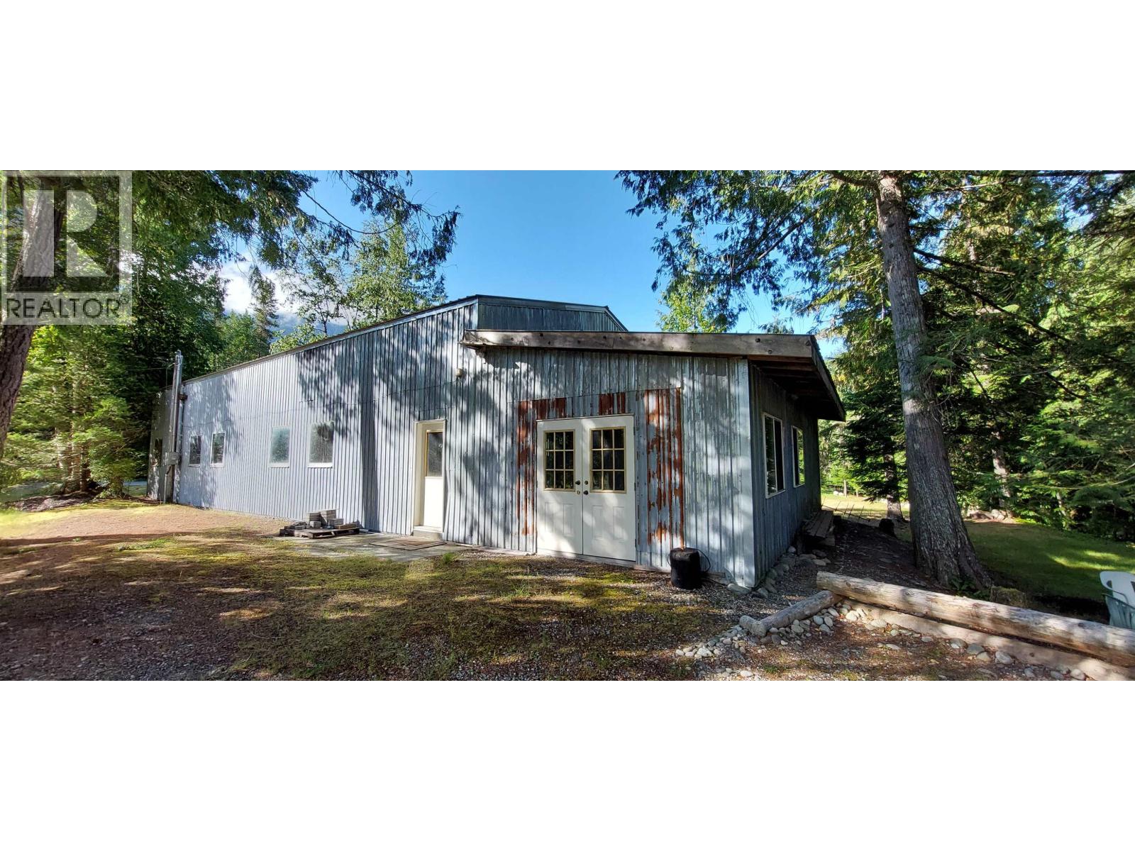 2459 SALOOMPT ROAD - 28