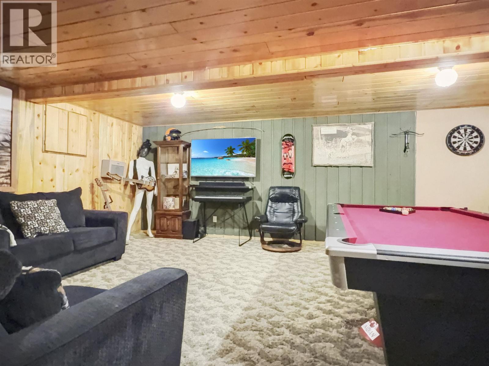 1008 RICHARD ROAD - 23