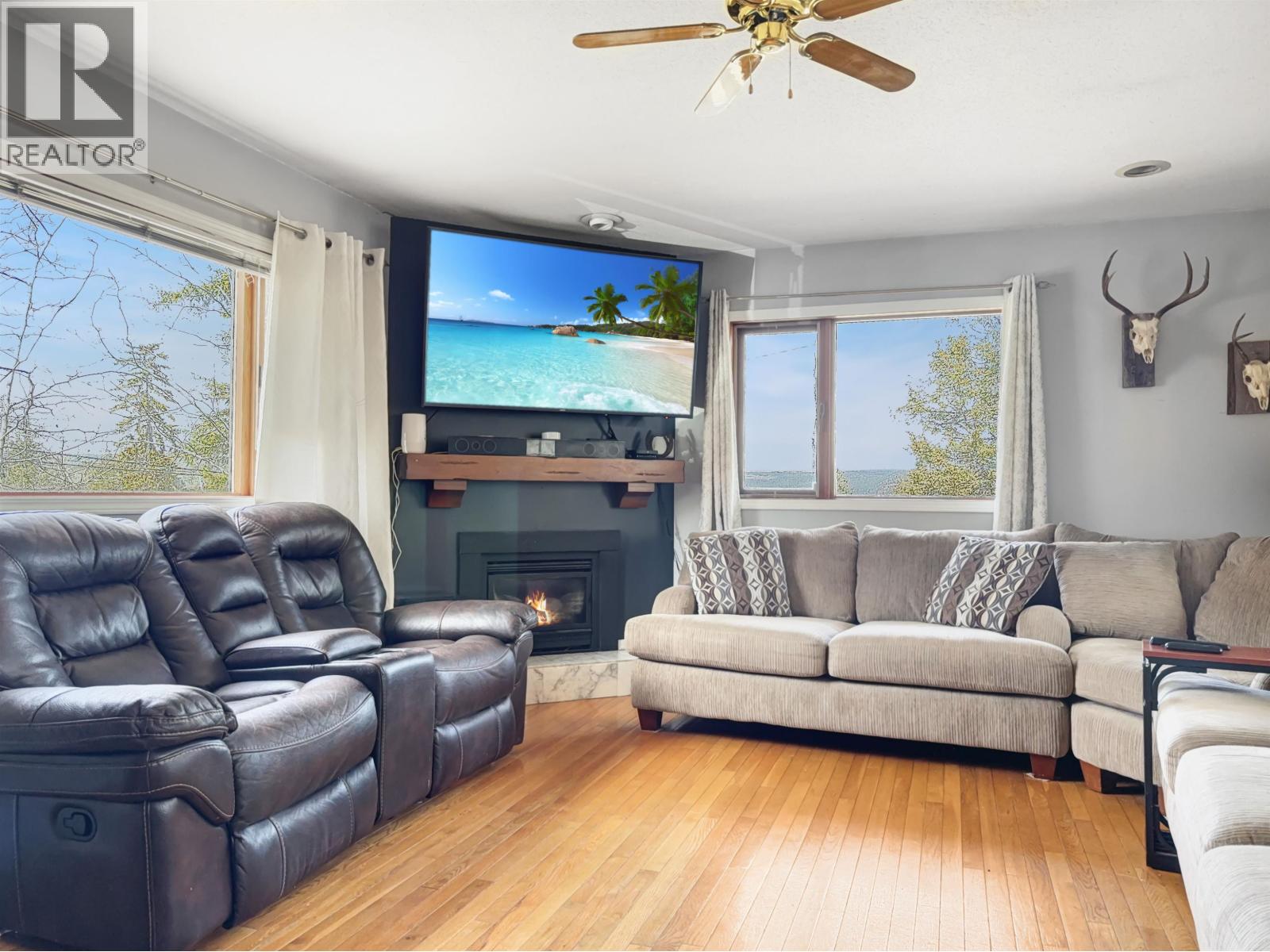 1008 RICHARD ROAD - 10