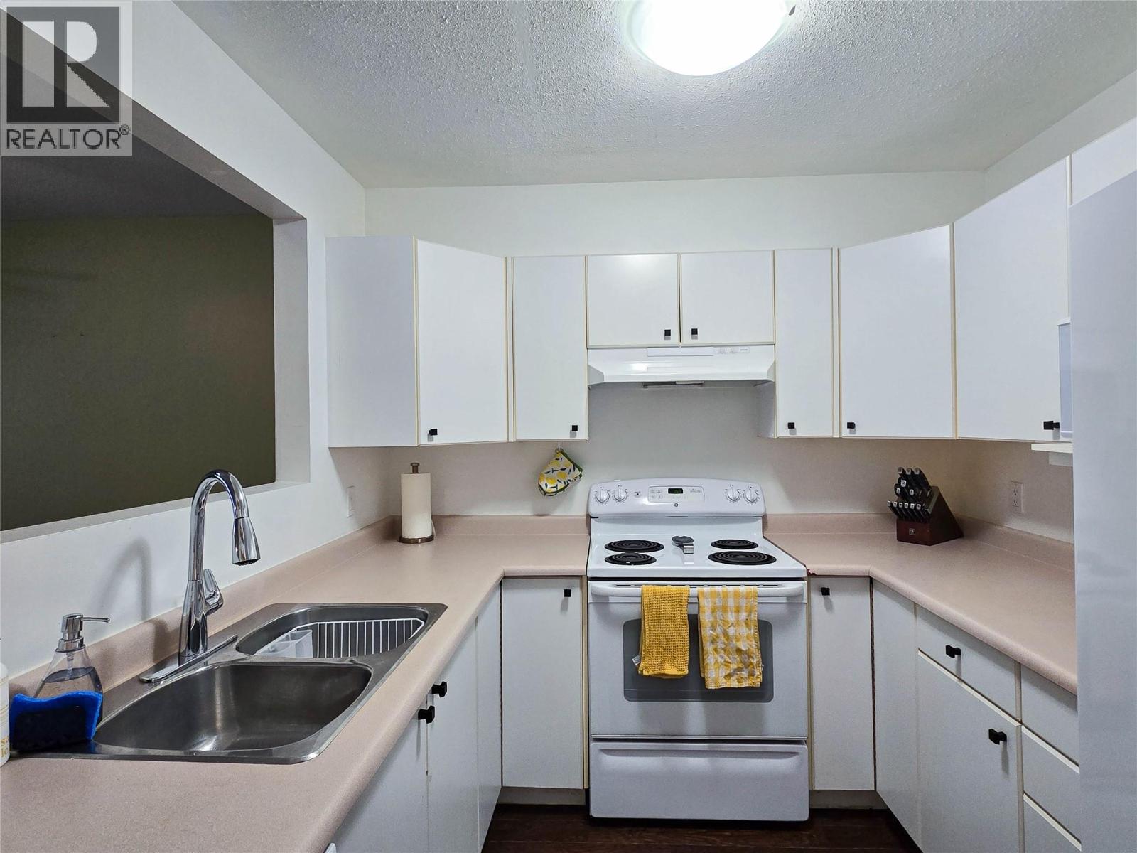 #208 110 KALAMALKA LAKE ROAD - 14