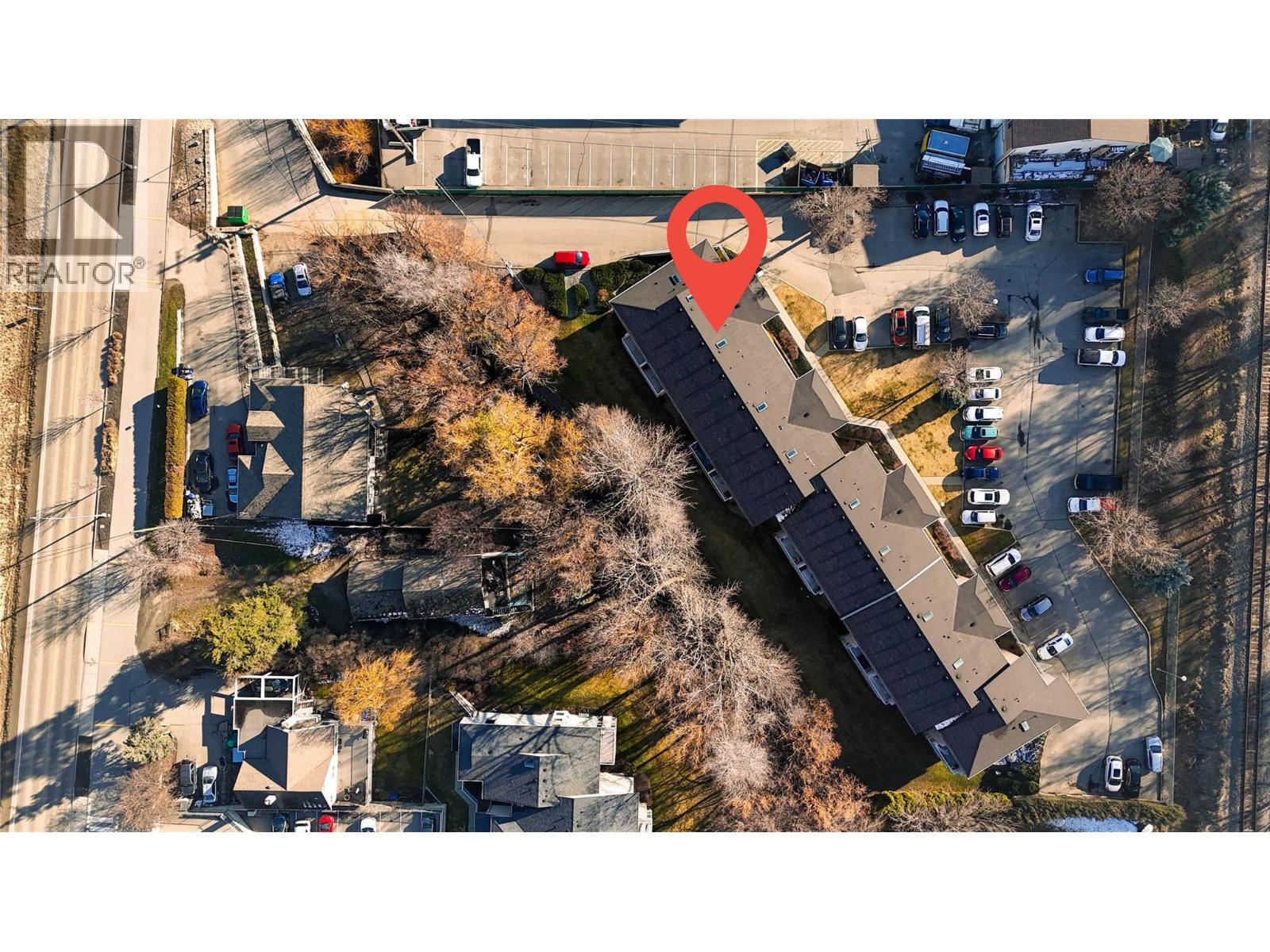 #208 110 KALAMALKA LAKE ROAD - 35