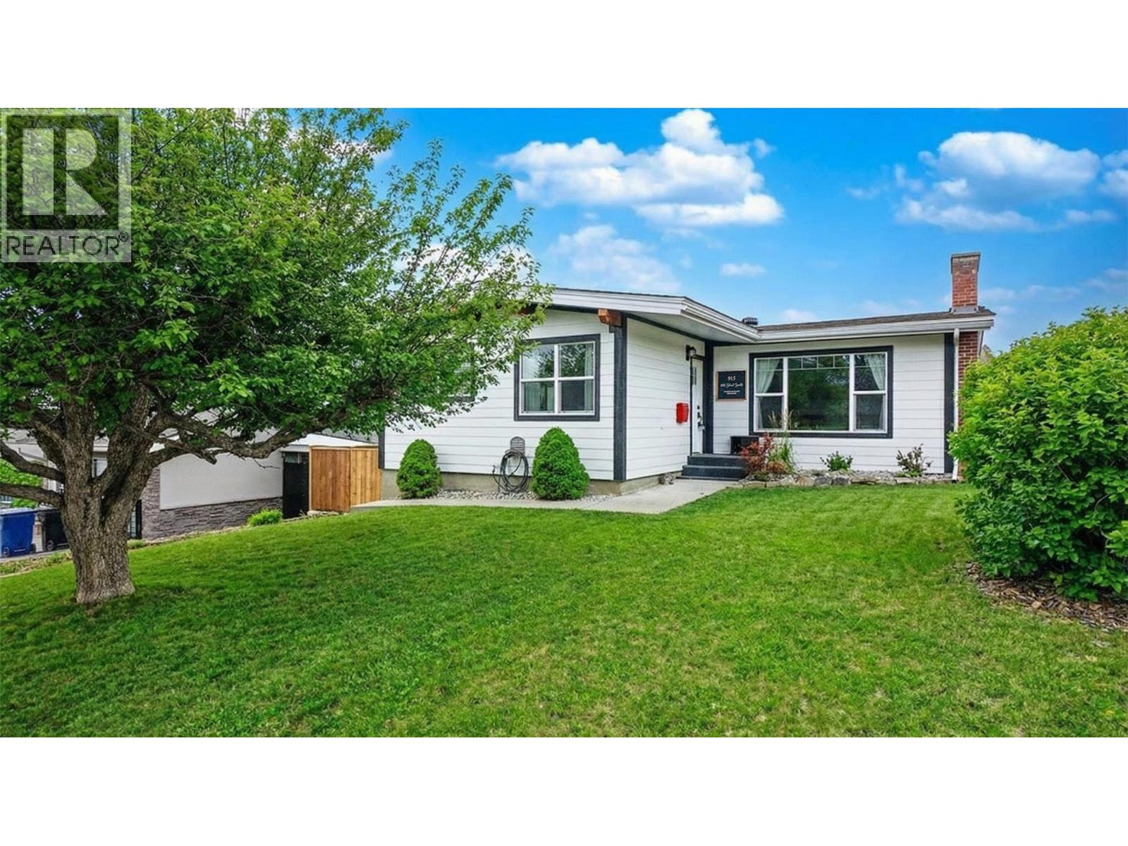 915 10TH Street S, Cranbrook