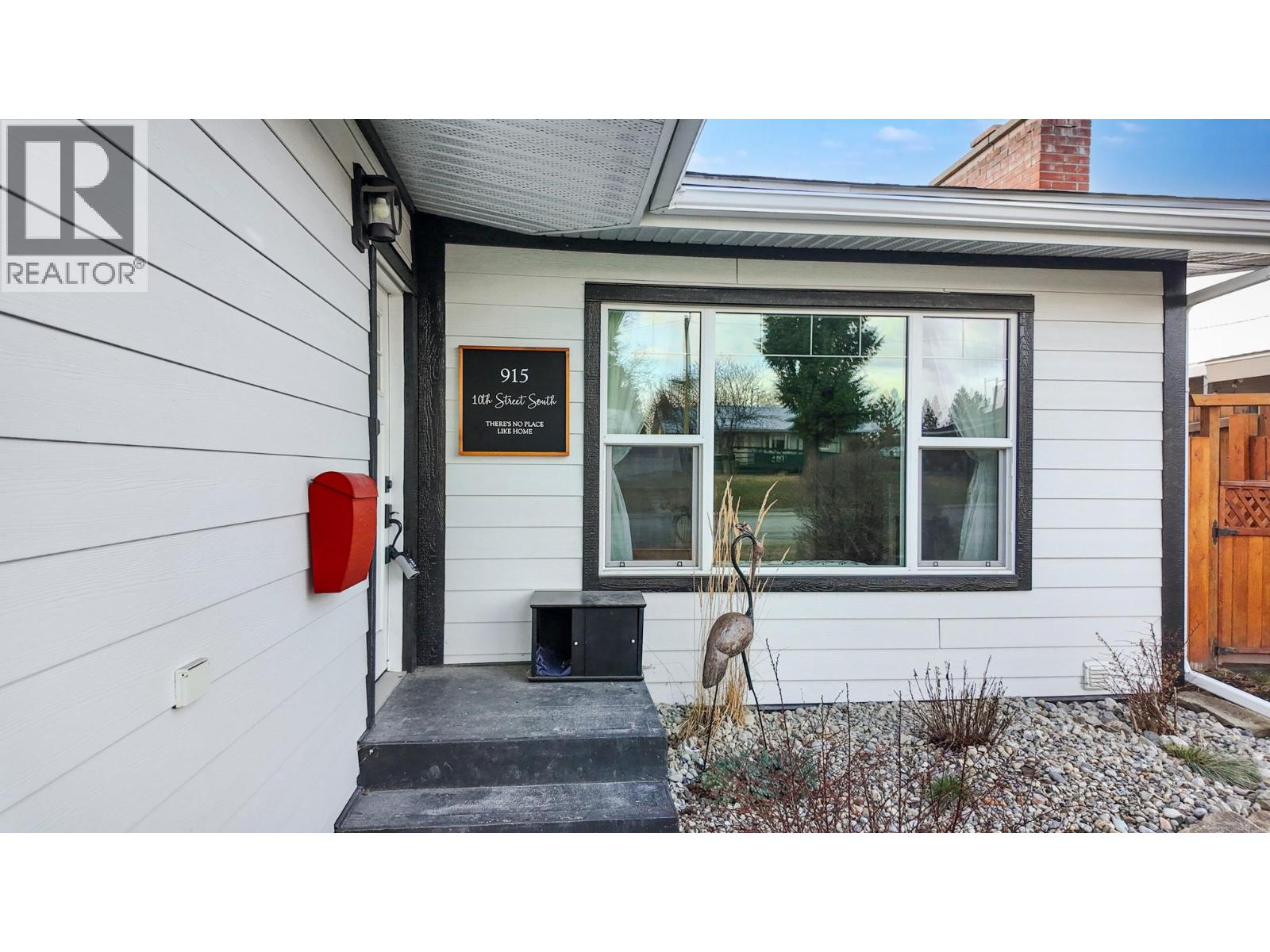 915 10TH Street S, Cranbrook