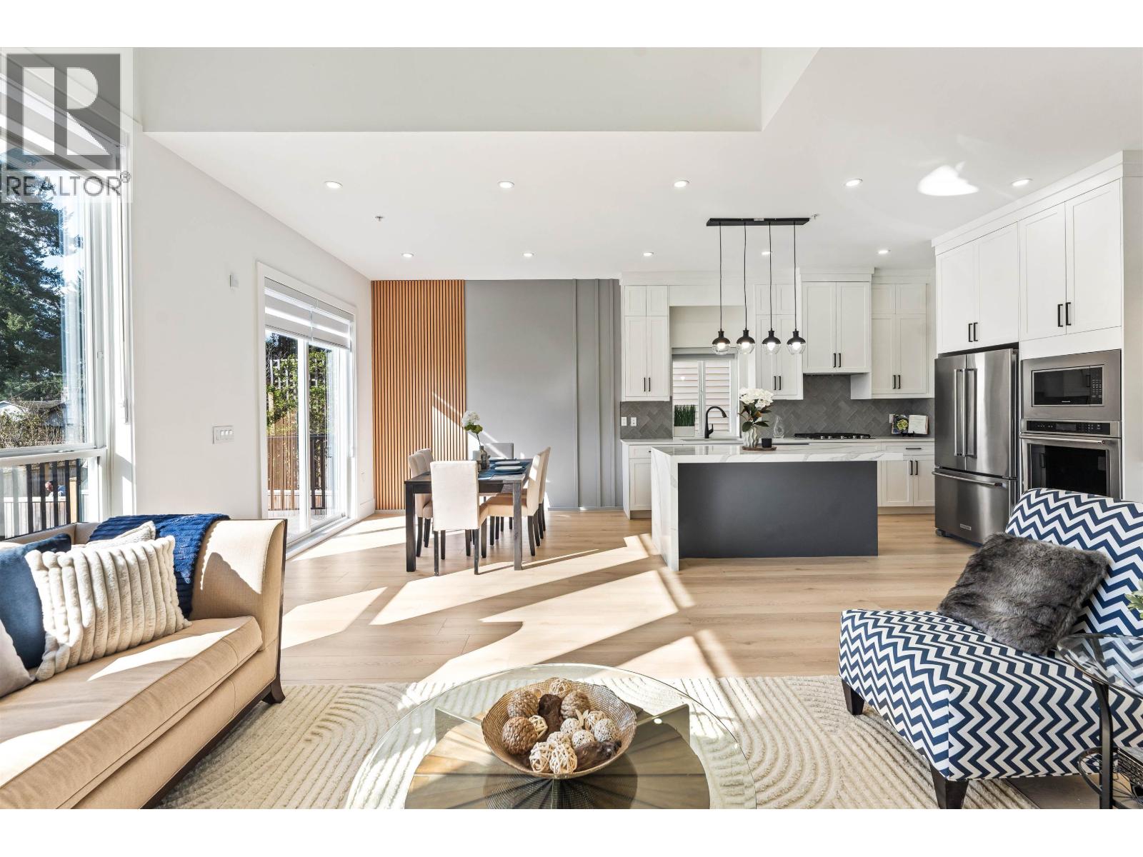 2472 GLENWOOD AVENUE, Port Coquitlam