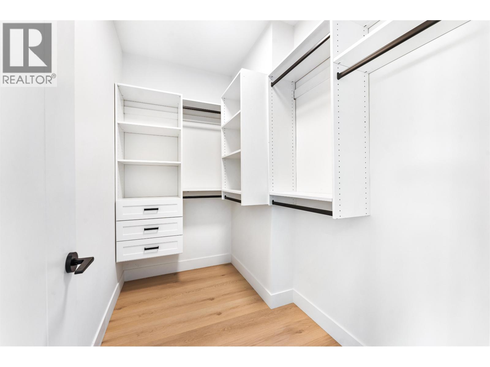 2472 GLENWOOD AVENUE, Port Coquitlam