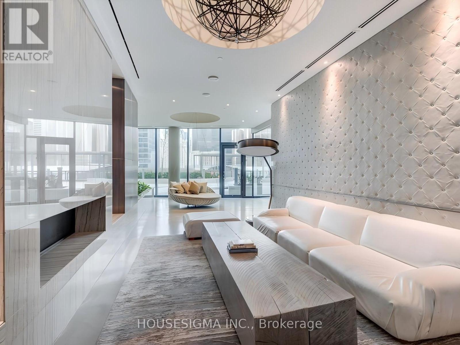 #4001 88 HARBOUR STREET - 28