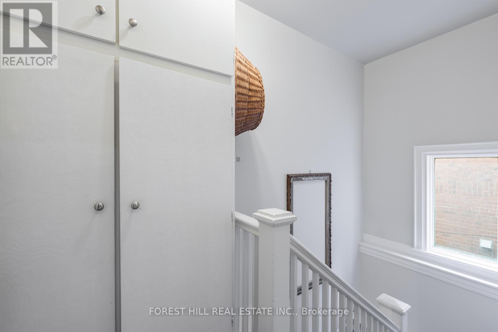 #2 11A CLARENDON AVENUE - 24