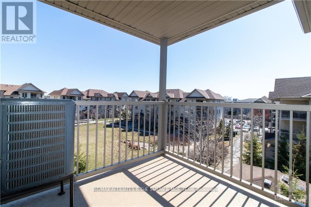 8 - 565 STONEFIELD PRIVATE — photo 21