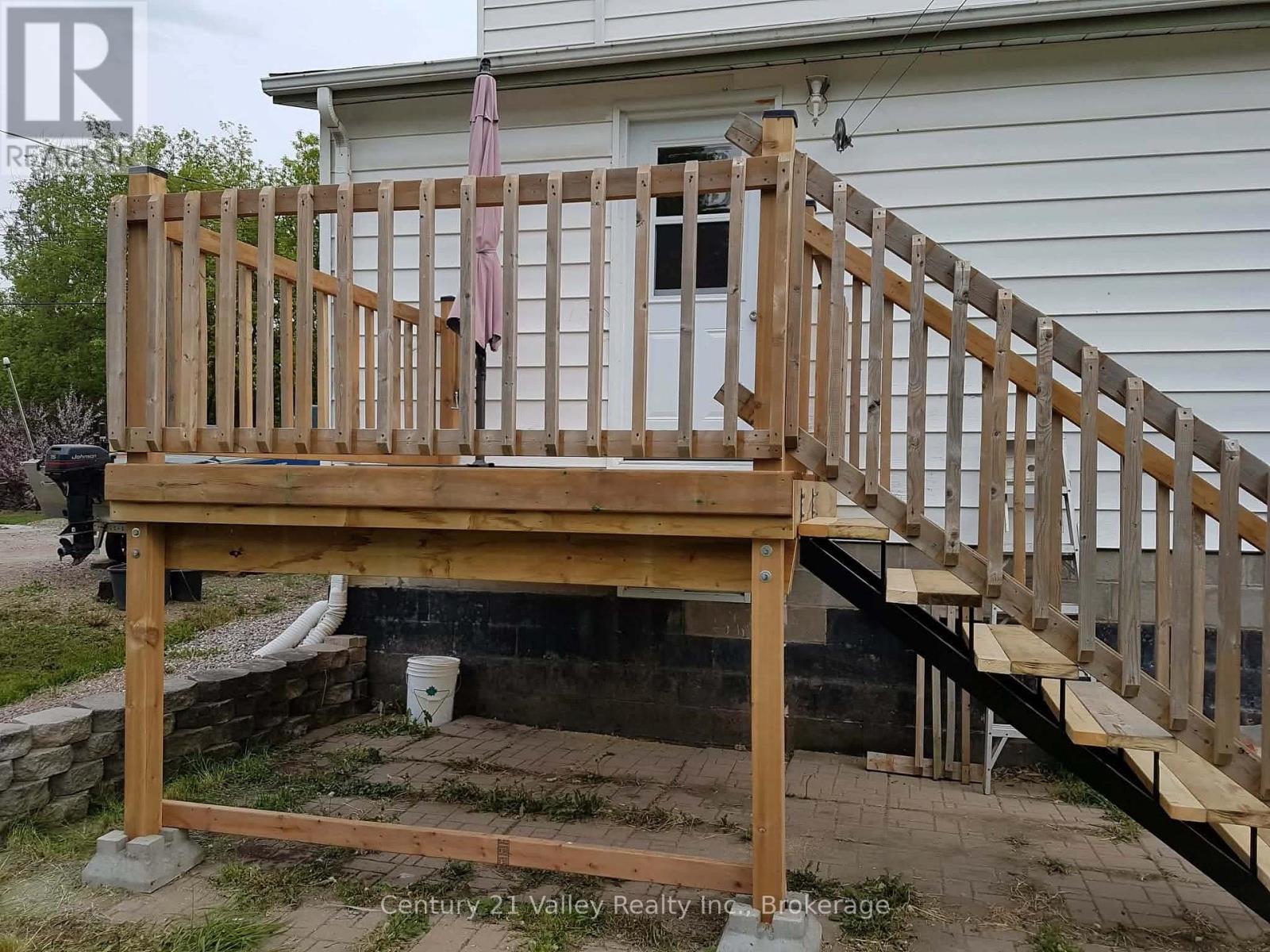 127 JENNET STREET — photo 24