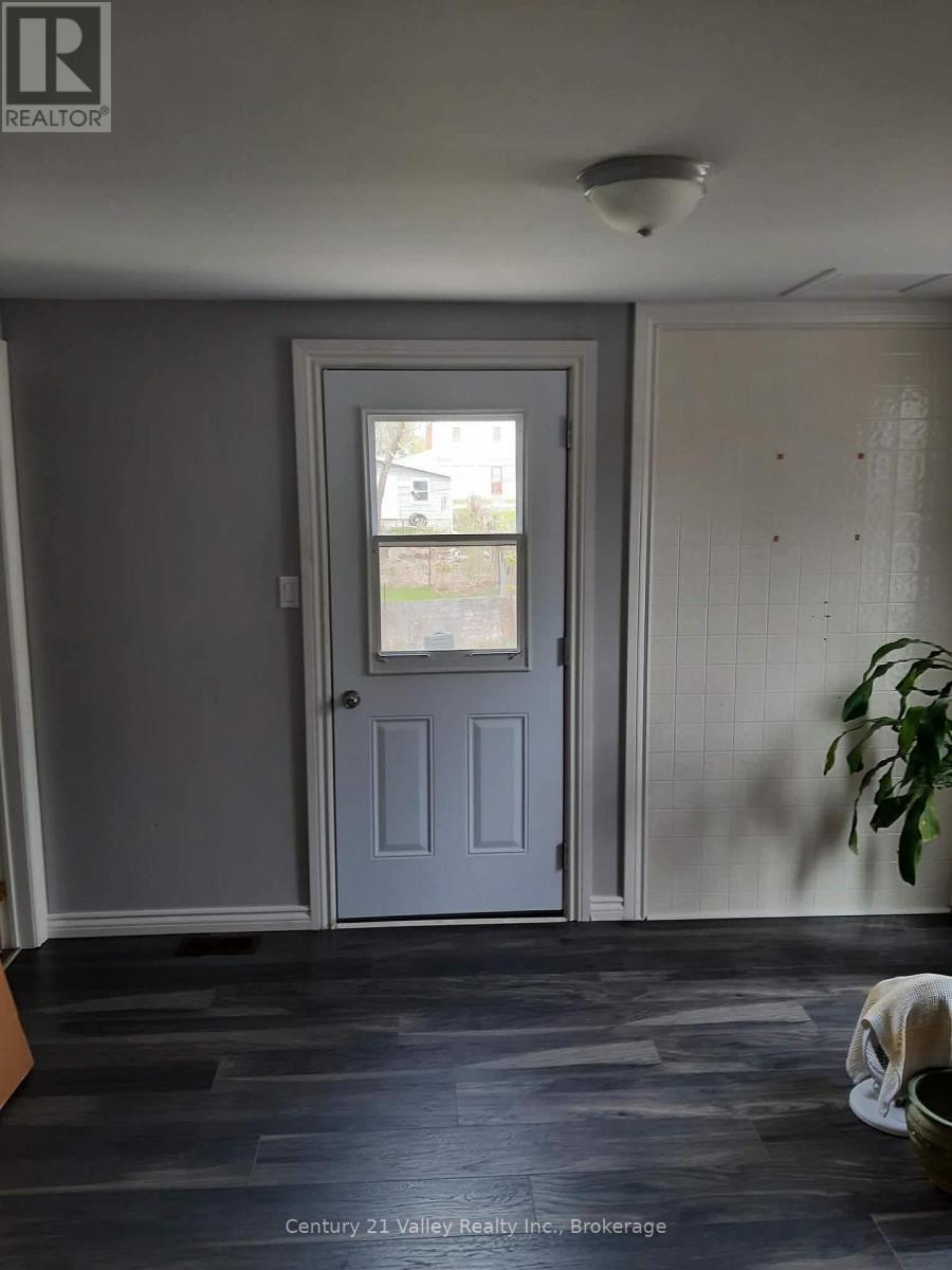 127 JENNET STREET — photo 37