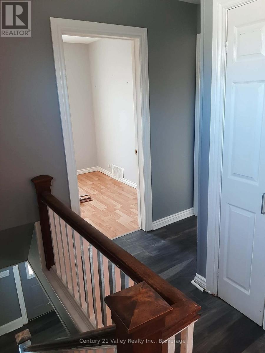 127 JENNET STREET — photo 42