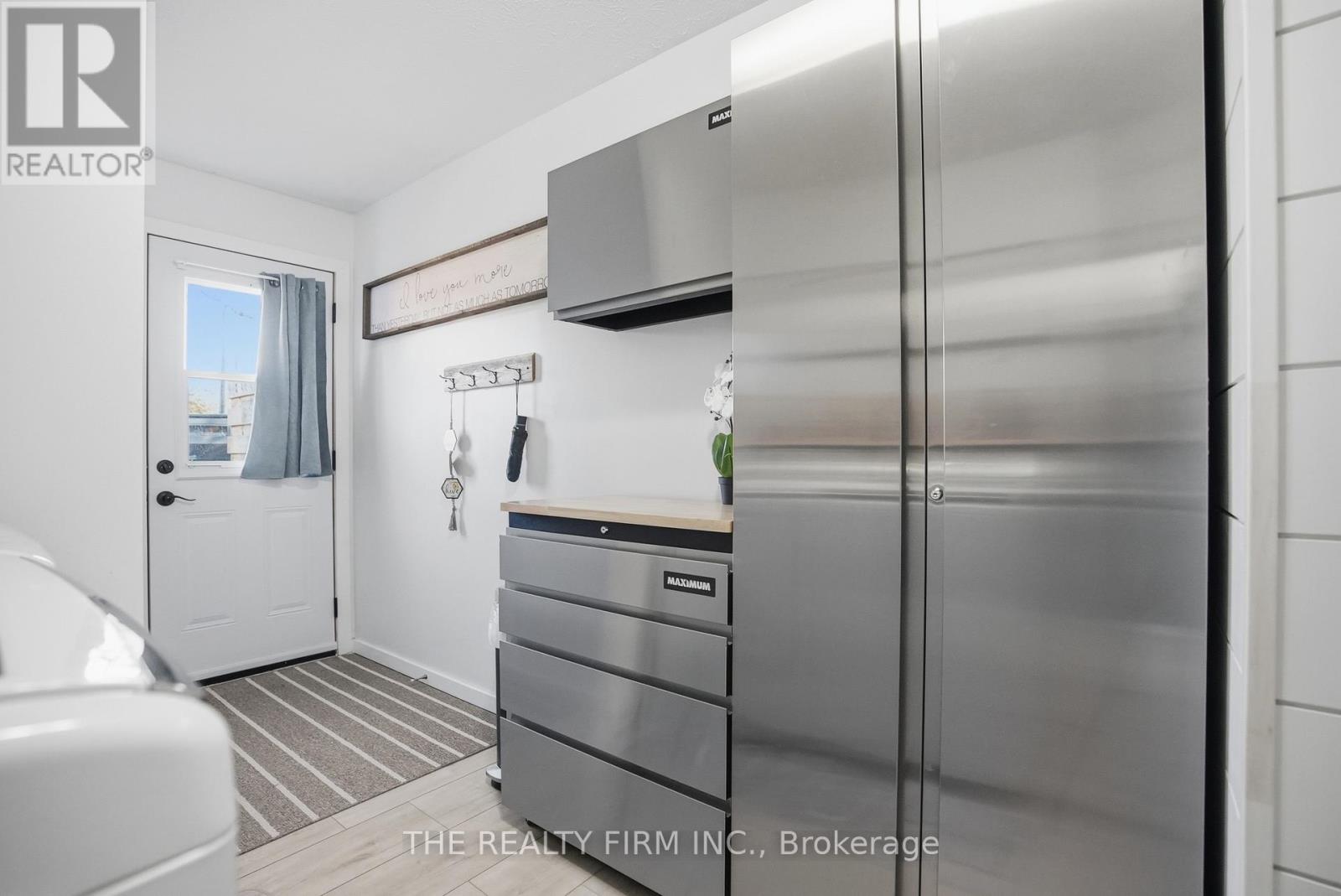 521 ONTARIO STREET Property Photo