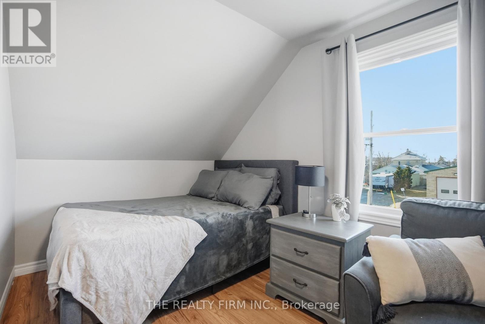 521 ONTARIO STREET Property Photo