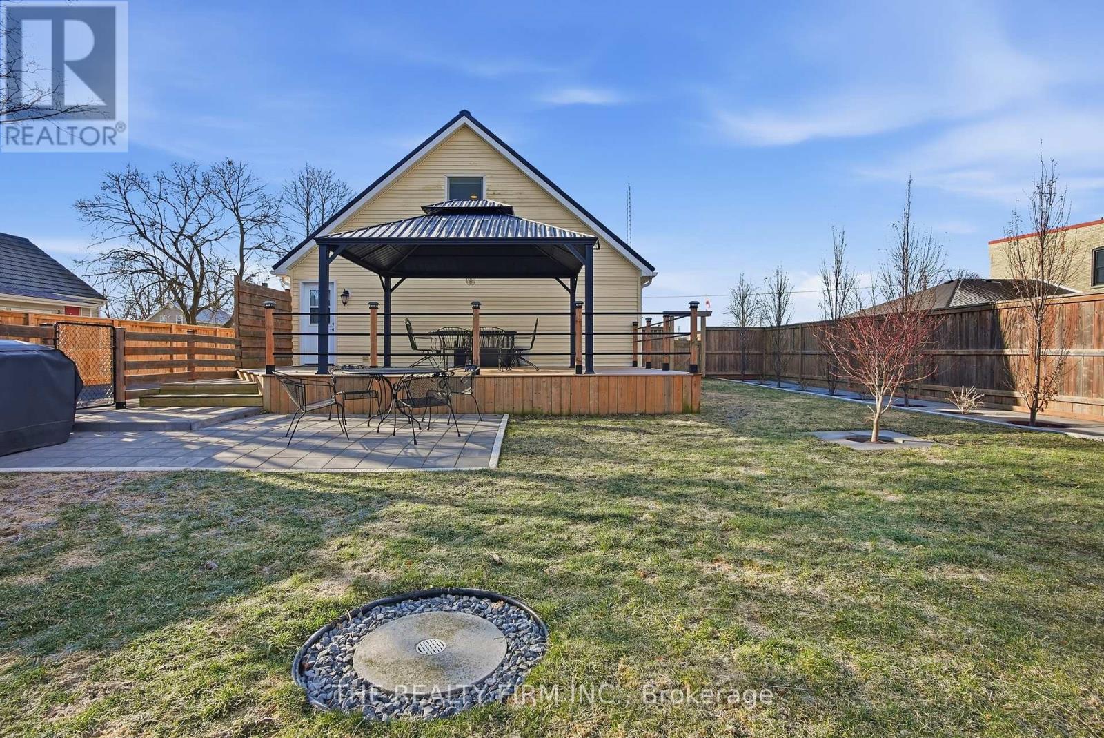 521 ONTARIO STREET Property Photo